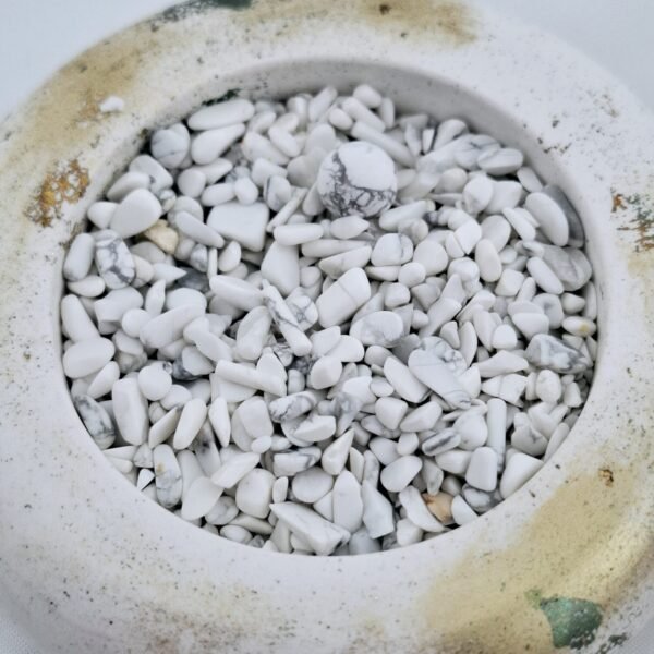 Chips Howlite 50 grs – Image 2
