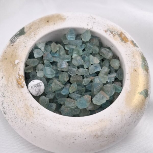 Chips Fluorite bleuté 50 grammes – Image 3